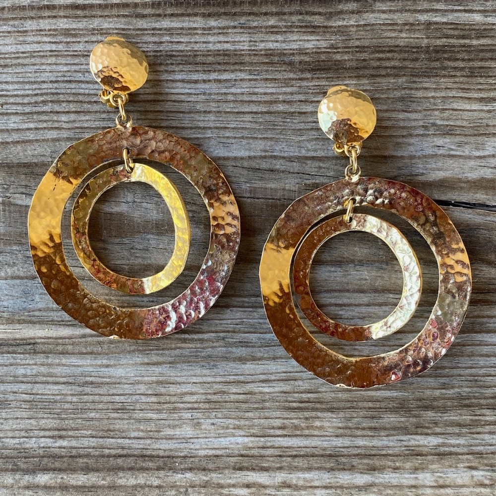 VTG Hammered Gold Double Hoop Earrings Clip On